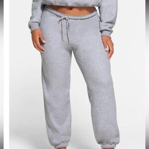 SKIMS Cotton Fleece Jogger Heather Gray Medium NWT